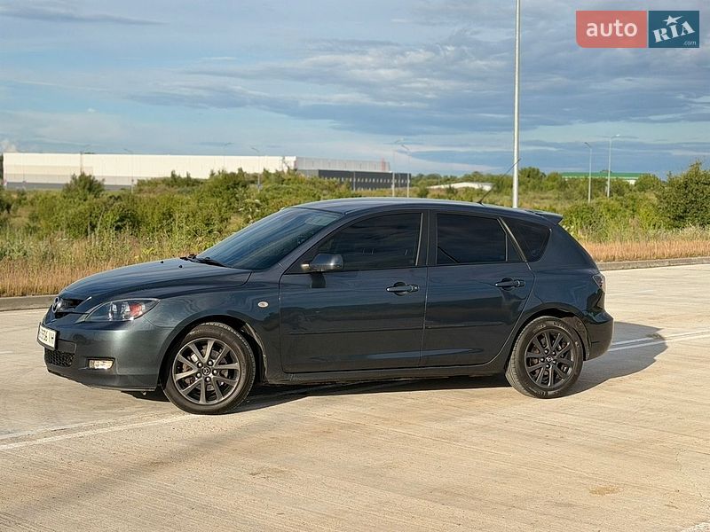 Хэтчбек Mazda 3 2008 в Виннице