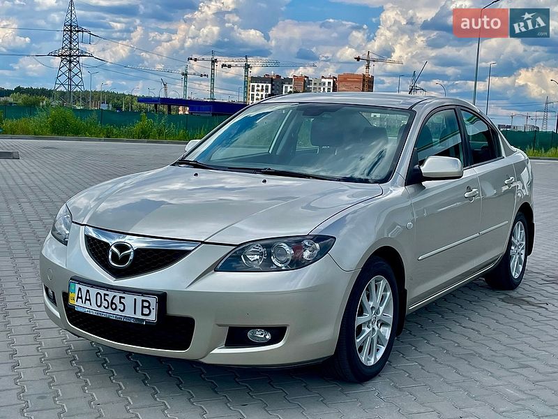 Седан Mazda 3 2008 в Киеве
