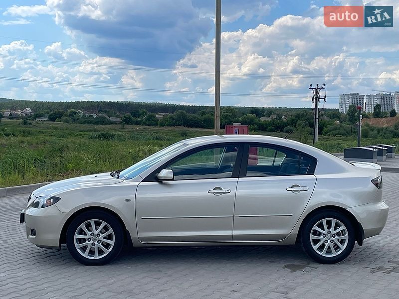 Седан Mazda 3 2008 в Киеве
