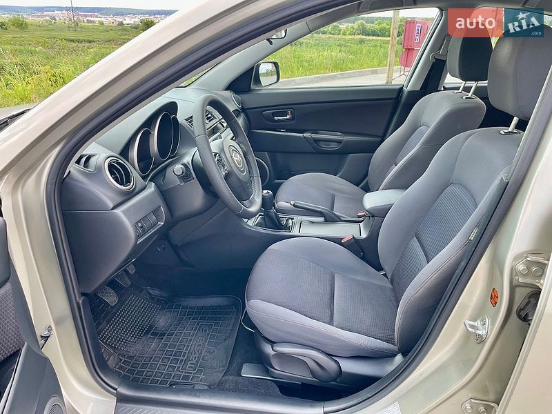 Седан Mazda 3 2008 в Киеве