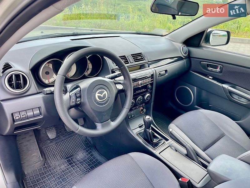 Седан Mazda 3 2008 в Киеве