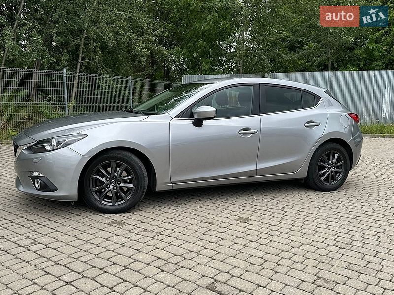 Хетчбек Mazda 3 2016 в Львові