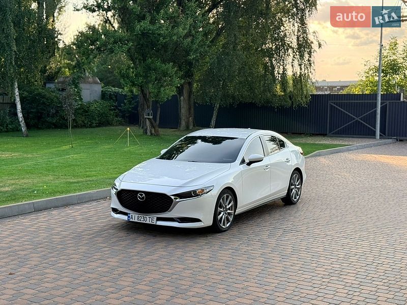 Седан Mazda 3 2020 в Киеве