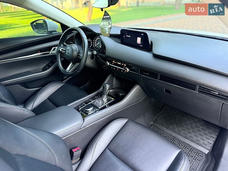 Седан Mazda 3 2020 в Киеве