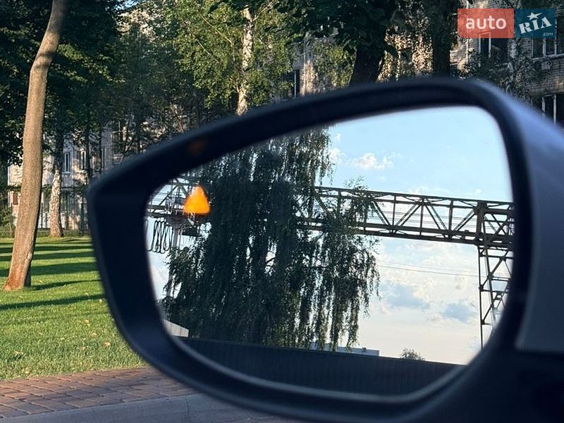 Седан Mazda 3 2020 в Киеве
