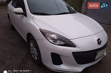 Седан Mazda 3 2012 в Днепре