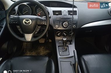 Седан Mazda 3 2012 в Днепре