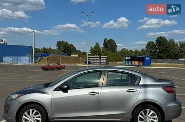 Седан Mazda 3 2012 в Киеве