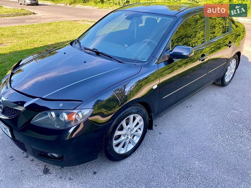 Седан Mazda 3 2008 в Хмільнику