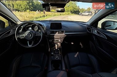 Хэтчбек Mazda 3 2018 в Ровно