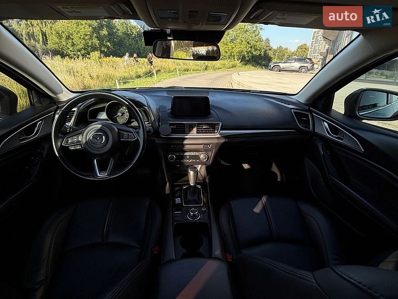 Хэтчбек Mazda 3 2018 в Ровно