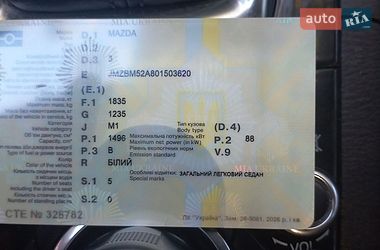 Седан Mazda 3 2016 в Мукачево