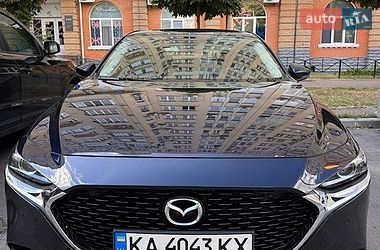 Седан Mazda 3 2019 в Черкасах