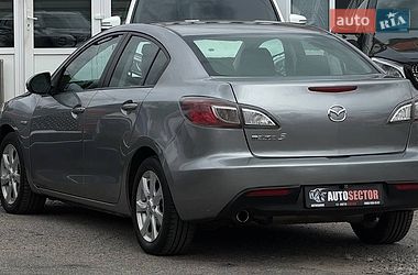 Седан Mazda 3 2010 в Харкові