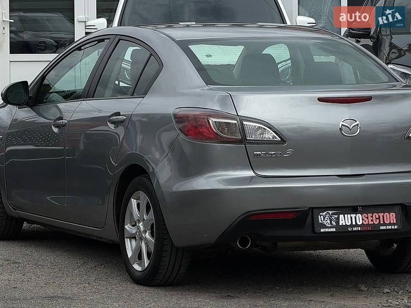 Седан Mazda 3 2010 в Харкові