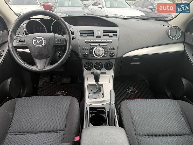Седан Mazda 3 2010 в Харкові