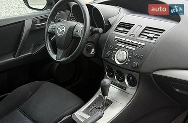 Седан Mazda 3 2010 в Харкові