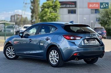 Хэтчбек Mazda 3 2016 в Николаеве