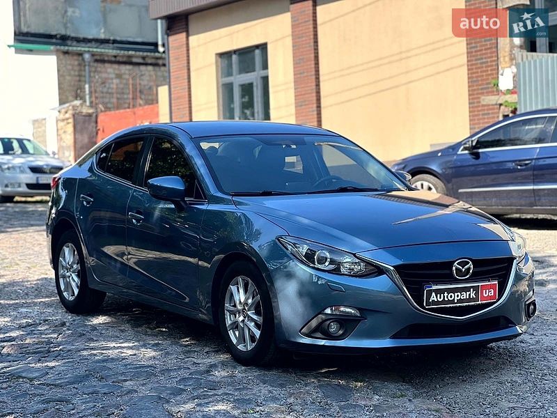 Седан Mazda 3 2014 в Киеве