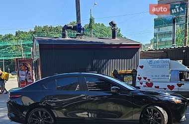 Седан Mazda 3 2018 в Дніпрі