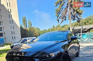 Седан Mazda 3 2018 в Дніпрі