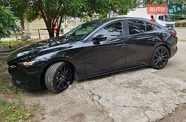 Седан Mazda 3 2018 в Дніпрі