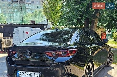 Седан Mazda 3 2018 в Дніпрі
