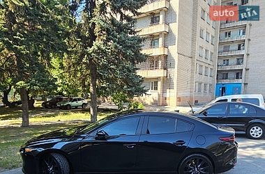 Седан Mazda 3 2018 в Дніпрі