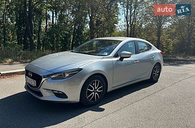 Седан Mazda 3 2017 в Києві