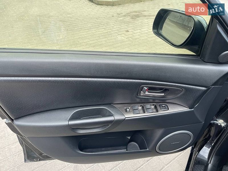 Хетчбек Mazda 3 2008 в Вараші фото 17 Хетчбек Mazda 3 2008 в Вараші
