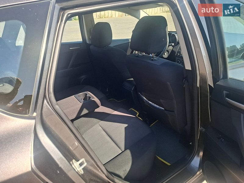 Хетчбек Mazda 3 2009 в Черкасах фото 24 Хетчбек Mazda 3 2009 в Черкасах