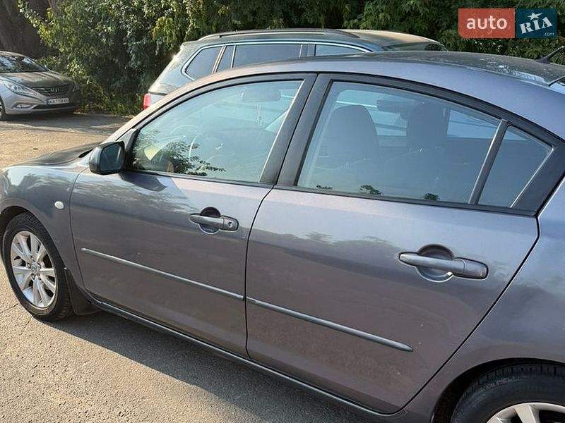 Седан Mazda 3 2007 в Києві