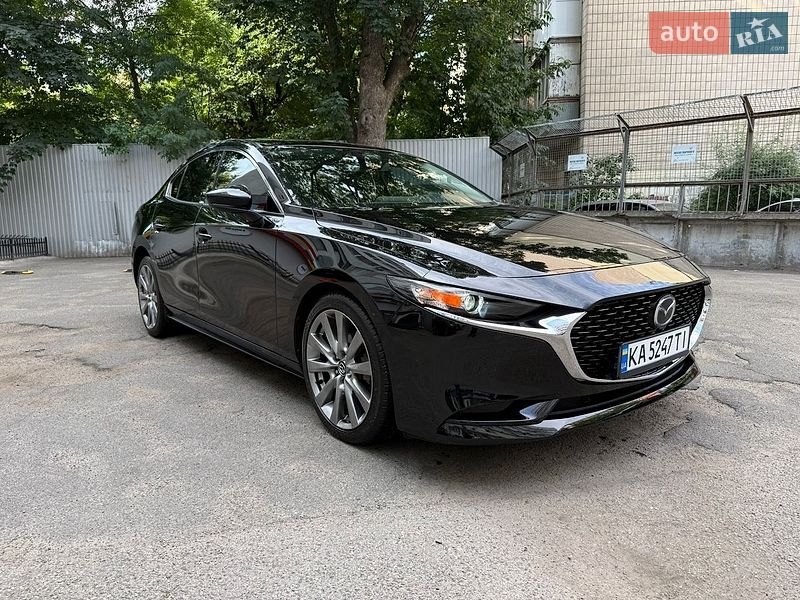 Седан Mazda 3 2020 в Киеве