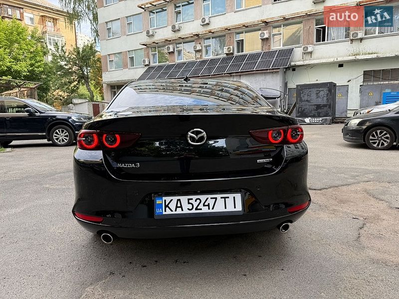 Седан Mazda 3 2020 в Киеве