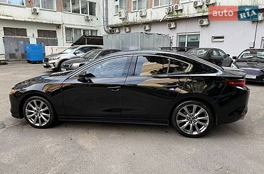 Седан Mazda 3 2020 в Киеве