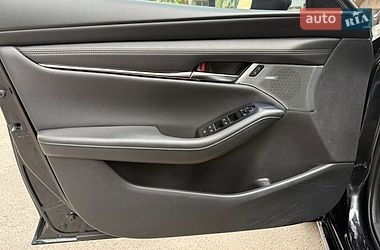 Седан Mazda 3 2020 в Киеве
