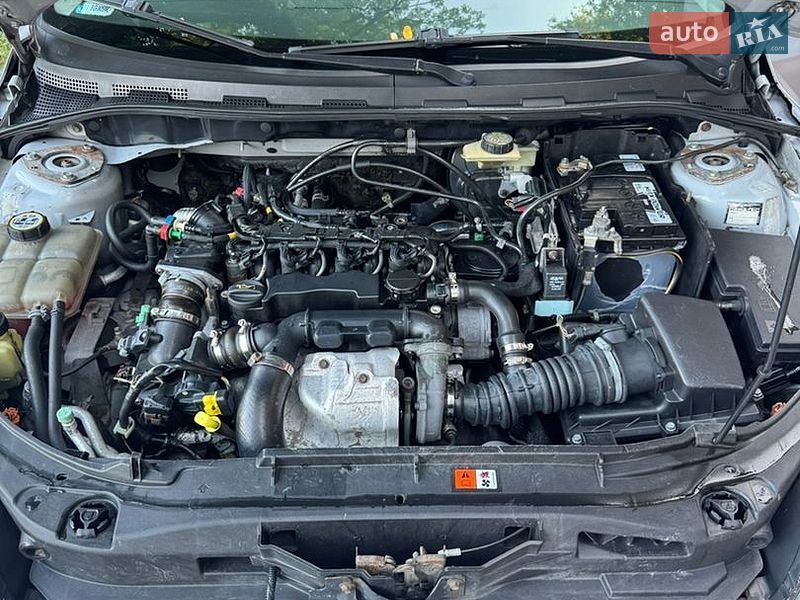 Хетчбек Mazda 3 2005 в Дніпрі