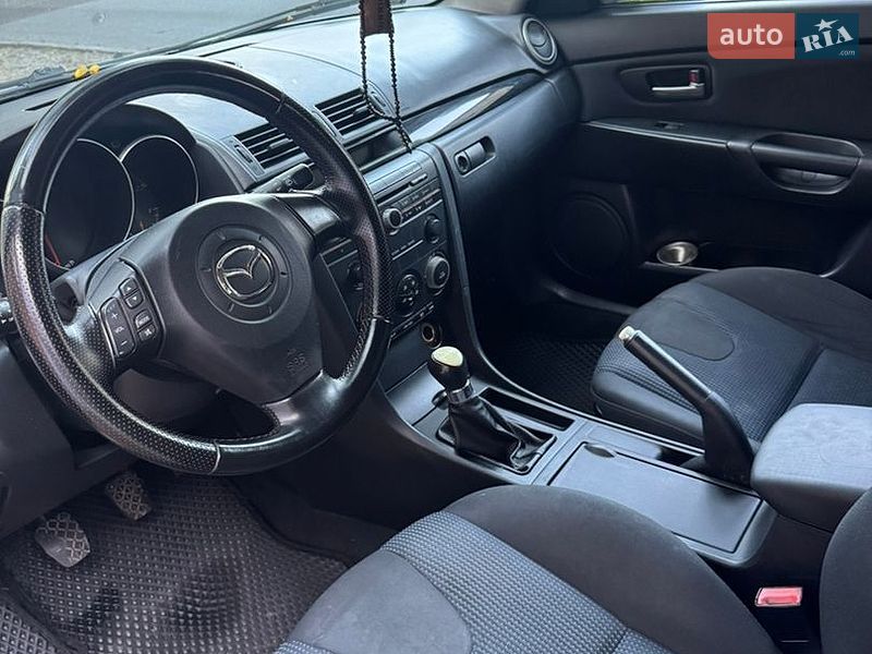 Хетчбек Mazda 3 2005 в Дніпрі