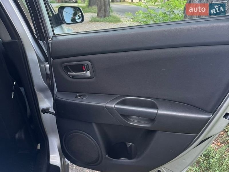 Хетчбек Mazda 3 2005 в Дніпрі