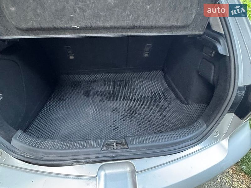 Хетчбек Mazda 3 2005 в Дніпрі