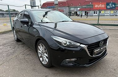 Седан Mazda 3 2016 в Києві