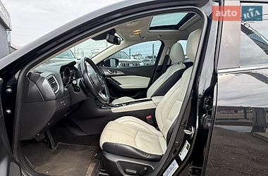 Седан Mazda 3 2016 в Києві