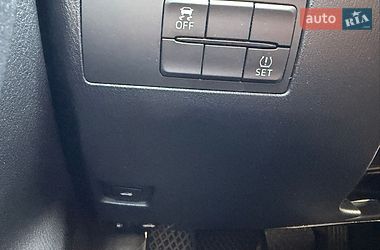 Седан Mazda 3 2018 в Киеве