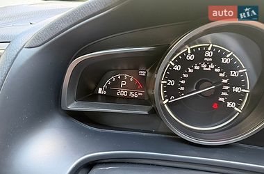 Седан Mazda 3 2018 в Киеве