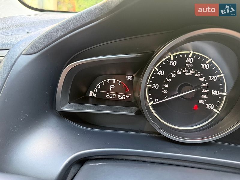 Седан Mazda 3 2018 в Киеве