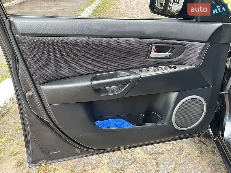 Хэтчбек Mazda 3 2006 в Тульчине