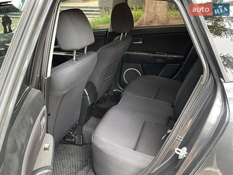 Хэтчбек Mazda 3 2006 в Тульчине