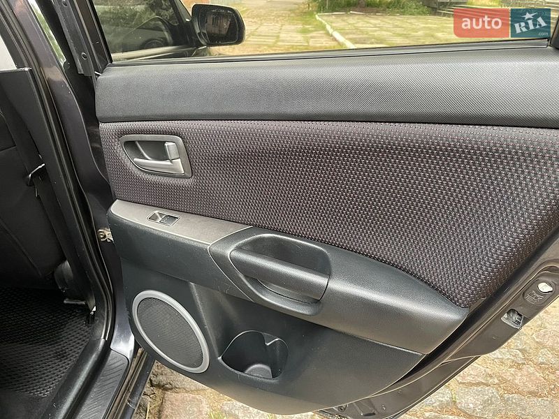 Хэтчбек Mazda 3 2006 в Тульчине
