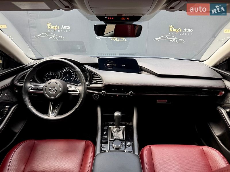 Седан Mazda 3 2023 в Харькове