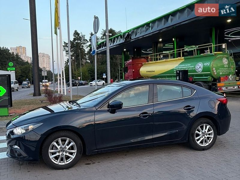 Седан Mazda 3 2016 в Киеве фото 6 Седан Mazda 3 2016 в Киеве